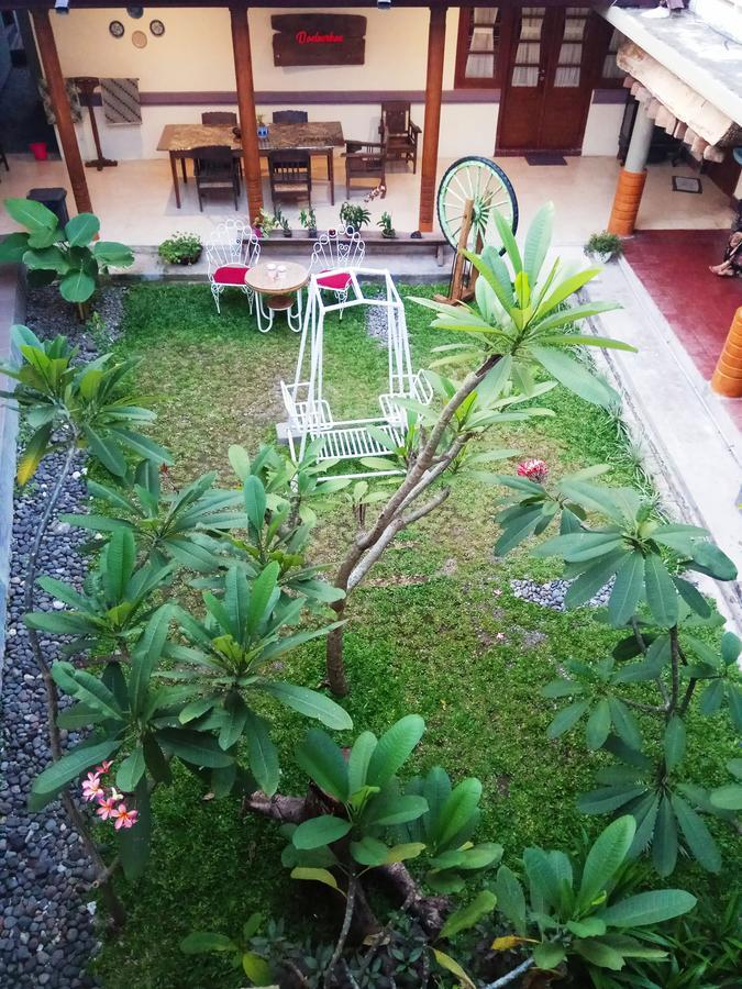 Doeloerkoe Homestay Solo Exteriör bild