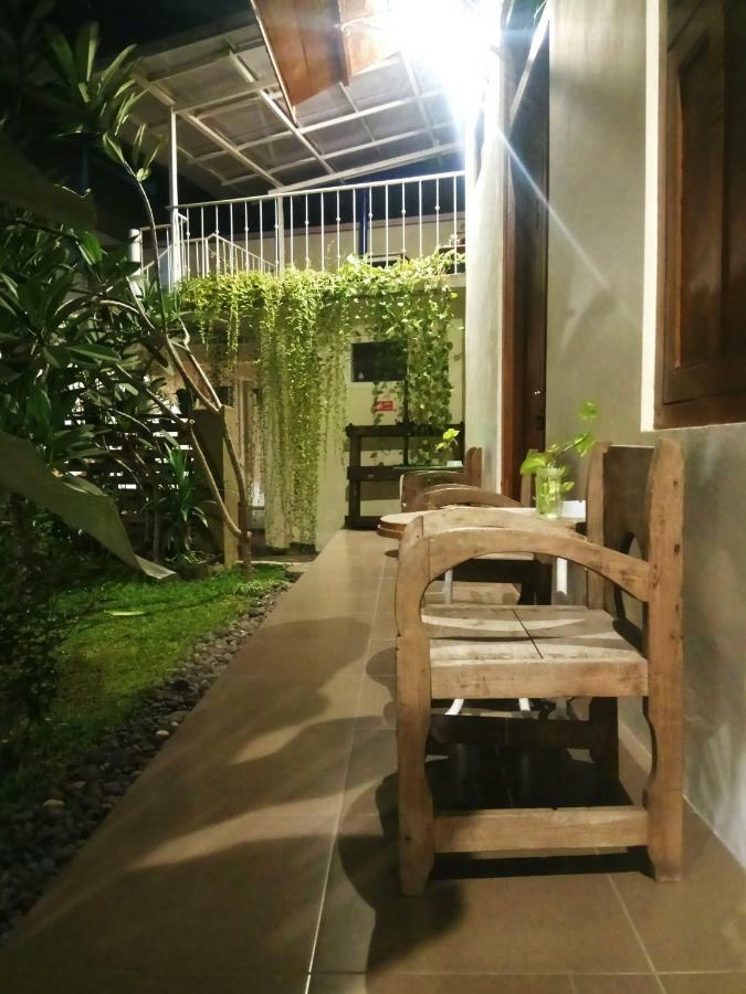 Doeloerkoe Homestay Solo Exteriör bild
